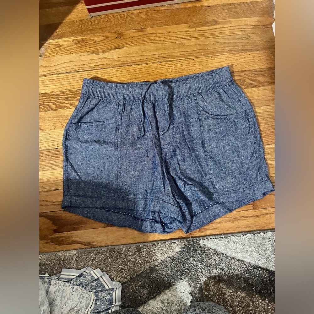 Old navy linen shorts